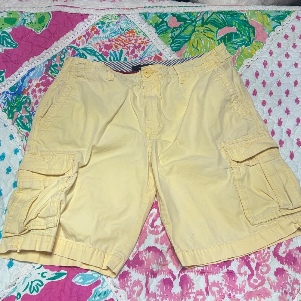 Tommy Hilfiger Light Yellow Cargo Shorts